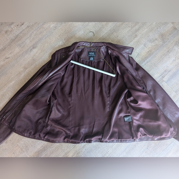 Leather Jacket - Picture 2 of 8